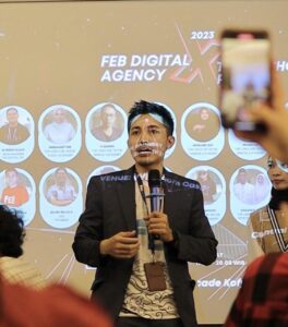 Iyandri Tiluk Wahyono seorang dropshipper sukses asal Indonesia yang berhasil membiayai kuliahnya melalui bisnis dropshipping