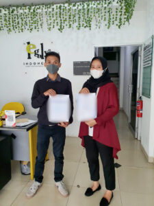 Pemilik UMKM snack homemade yang sukses mendirikan PT dan legal usaha di legalyn